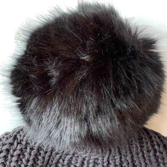 Love Your Melon Batman Black Pom Beanie - Picture 10 of 13